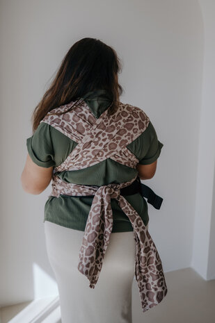 Panter bruin  - Draagzak Wrap & Go + Baby